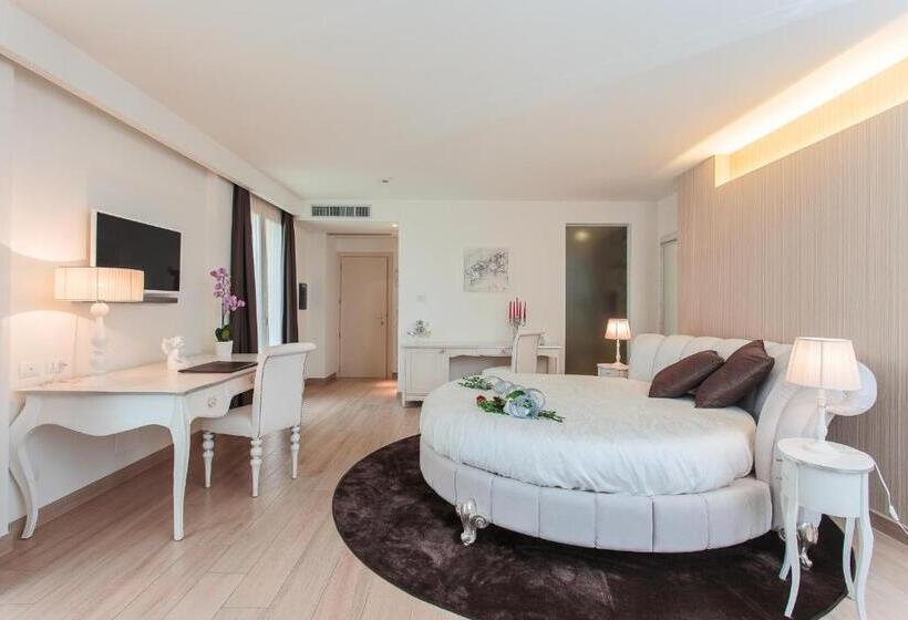 سوئیت با وان آب گرم, Princier Fine Resort & Spa