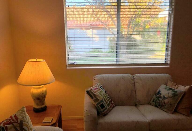 스탠다드 룸, Private Festive Room With Desk In The Country