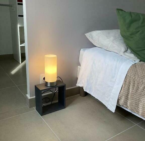 Номер Стандарт, Chambre, Salle De Bain, Toilette, Salon Privatif