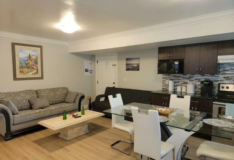 Family Suite, Oscar Inn & 2bd Family Suite Or Private Room