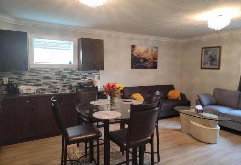 Family Suite, Oscar Inn & 2bd Family Suite Or Private Room