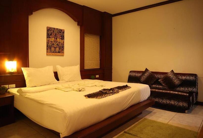 اتاق استاندارد, New Forest Patong