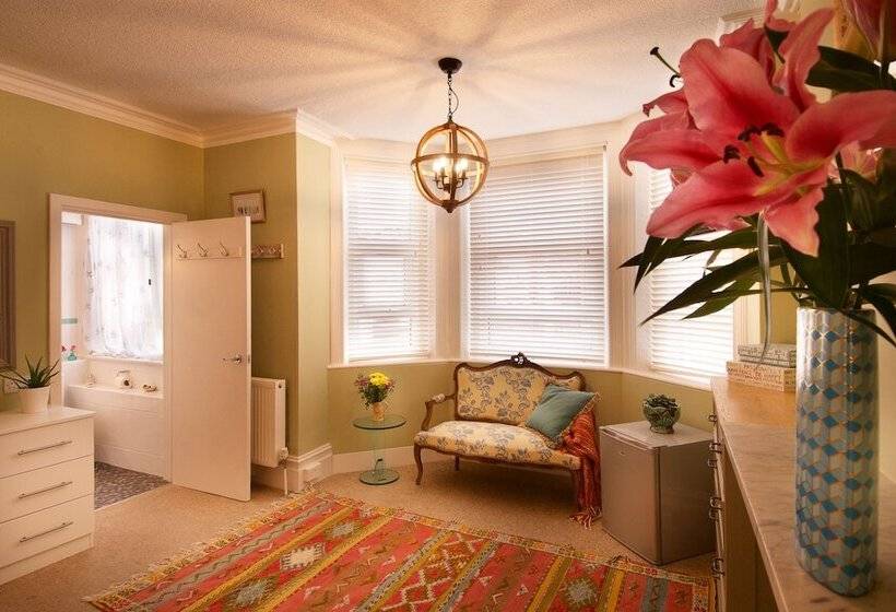 Номер Стандарт, Boho Beach House   Beach Location