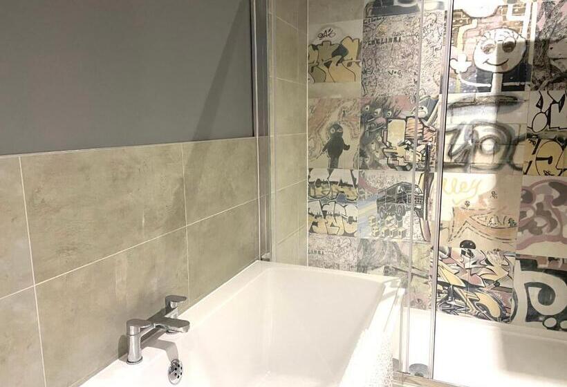 Апартаменты 2 Спальни, Boho Beach House   Beach Location