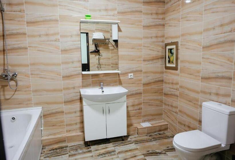 اتاق لوکس, Grand