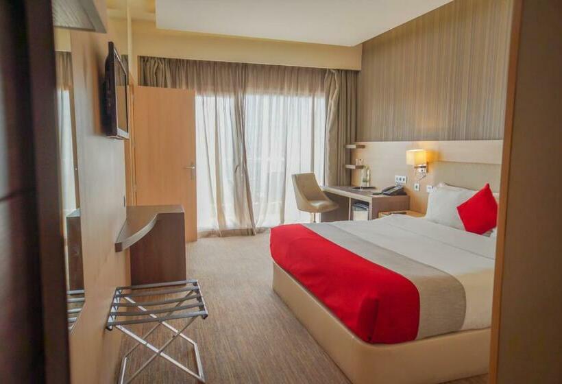 اتاق اجرایی با تخت بزرگ, Royal Tulip City Center