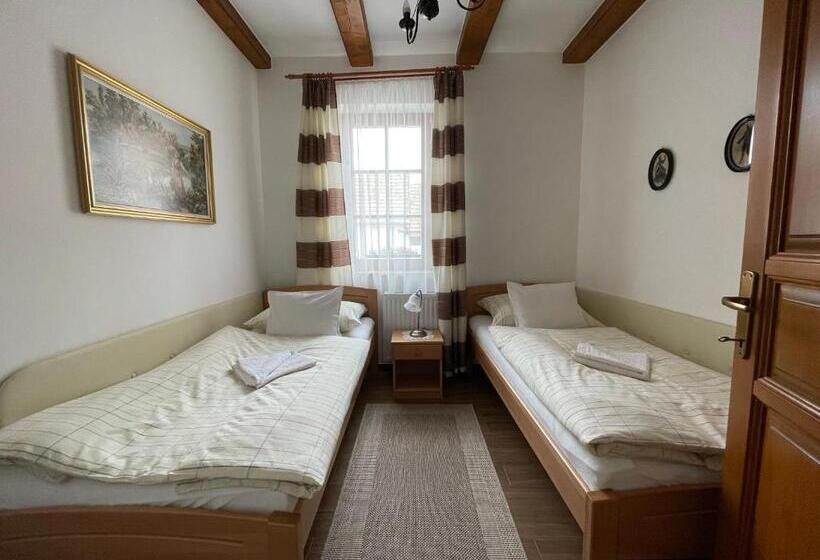 سوئیت 2 خوابه, Kis Duna Vendégház