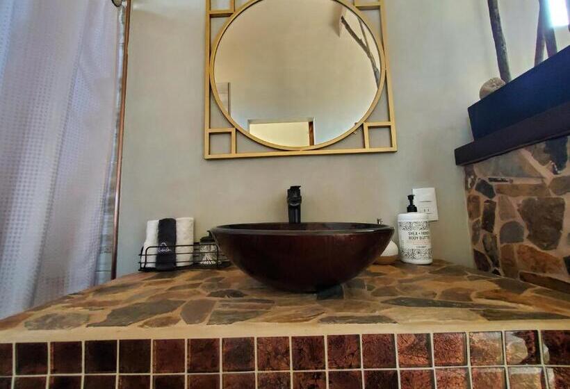 デラックスルーム, The Bungalow @terra Monarca