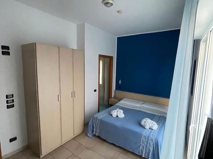 Habitación Estándar, Marilonda