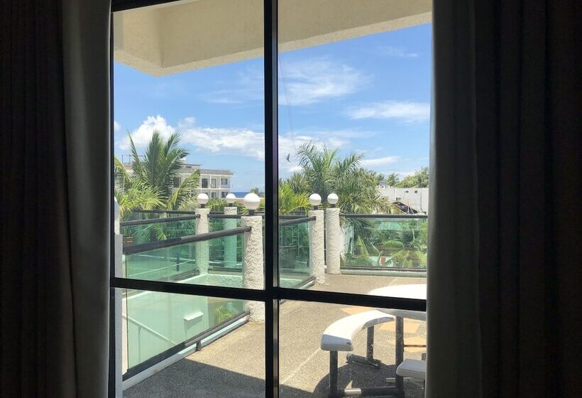 غرفة عائلية, Turtle Inn Resort
