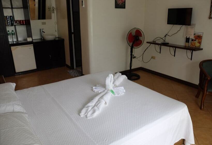 غرفة عائلية, Turtle Inn Resort