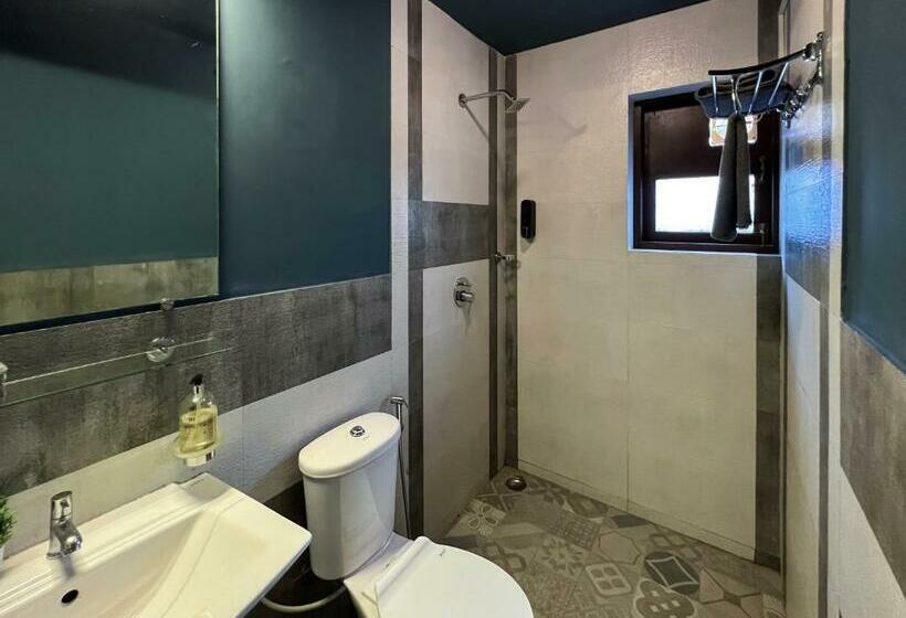 اتاق استاندارد با تخت بزرگ, Whoopers Boutique Hotel, Anjuna