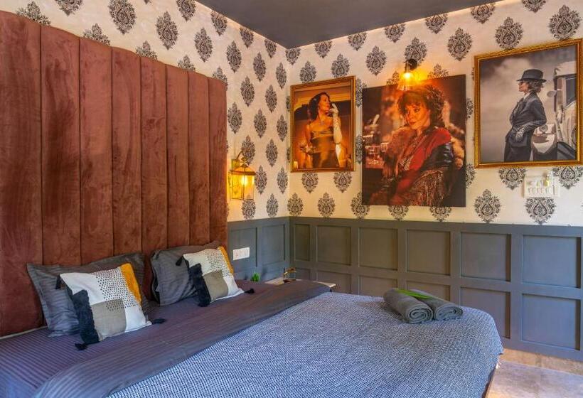اتاق استاندارد با تخت بزرگ, Whoopers Boutique Hotel, Anjuna