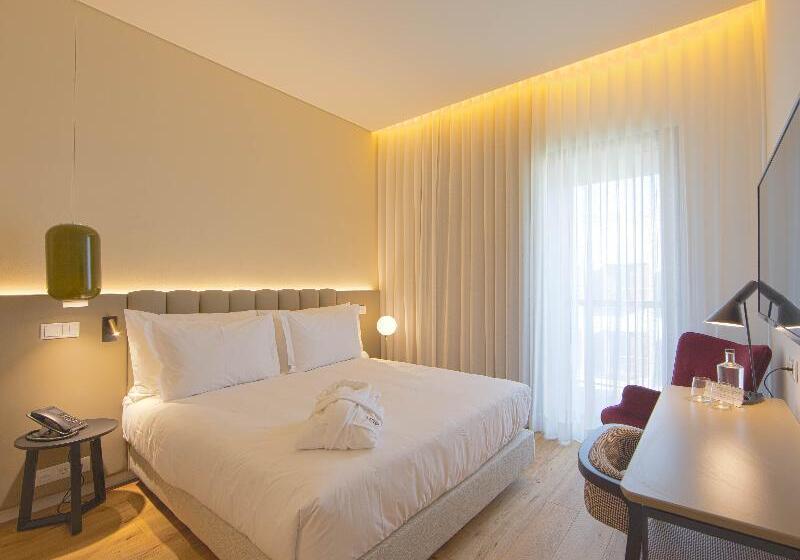 اتاق سوپریور با چشم‌انداز دریا, Sines Sea View Business & Leisure
