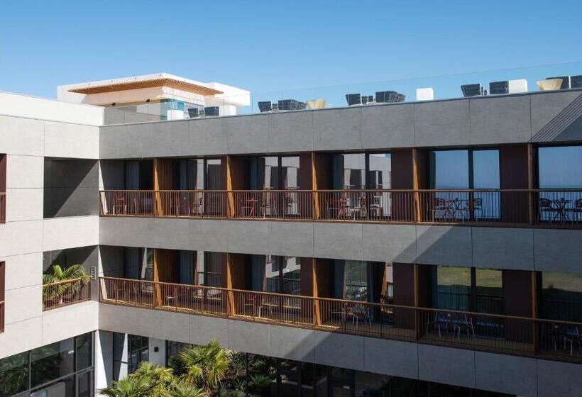 サイドシービュースーペリアールーム, Sines Sea View Business & Leisure