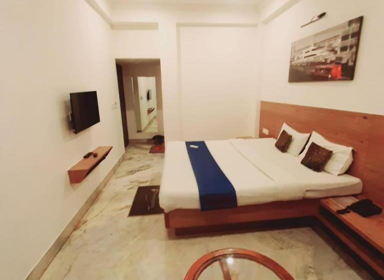 Номер Deluxe, Nisha Nest, Bhopal