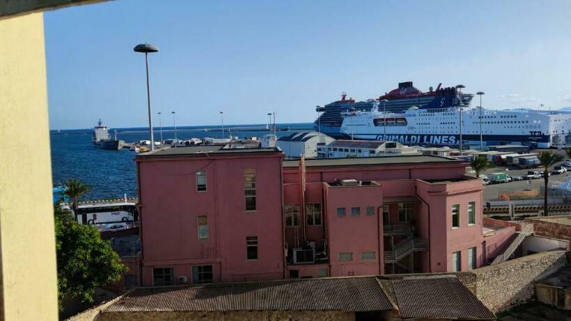 Номер Deluxe Вид на Море, Affittacamere Aiosardegna Al Porto