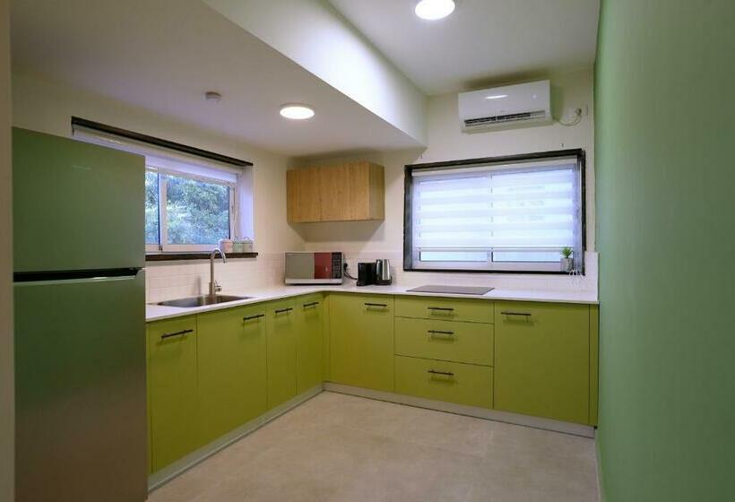سوییت خانوادگی, Rakefet   Traveler S House   Eilat