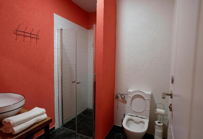 سوییت خانوادگی, Rakefet   Traveler S House   Eilat