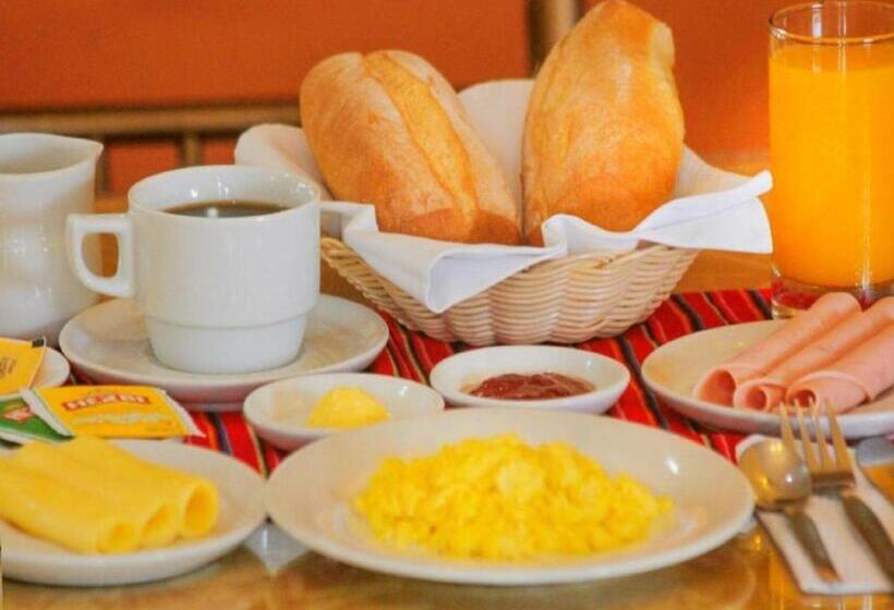 اتاق استاندارد یک نفره, R&n Shullkas Suites