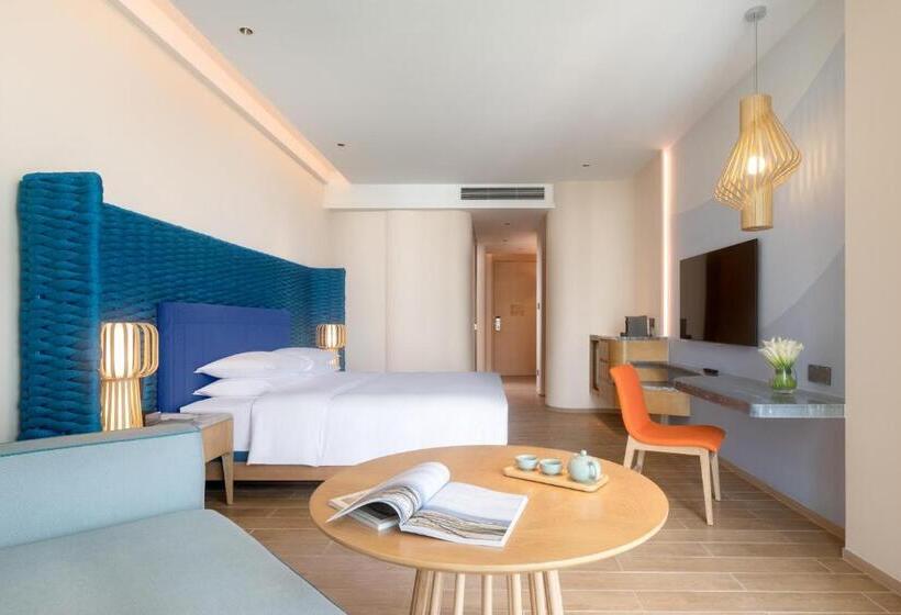 Номер Клуб Кровать Кинг, Hyatt Regency Hainan Ocean Paradise Resort