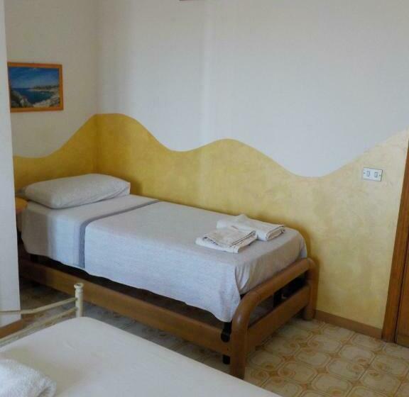 اتاق استاندارد سه نفره, B&b Il Cedro