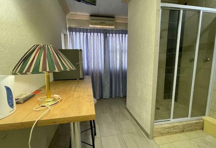 Номер Стандарт Индивидуальный, Nite Owl B&b