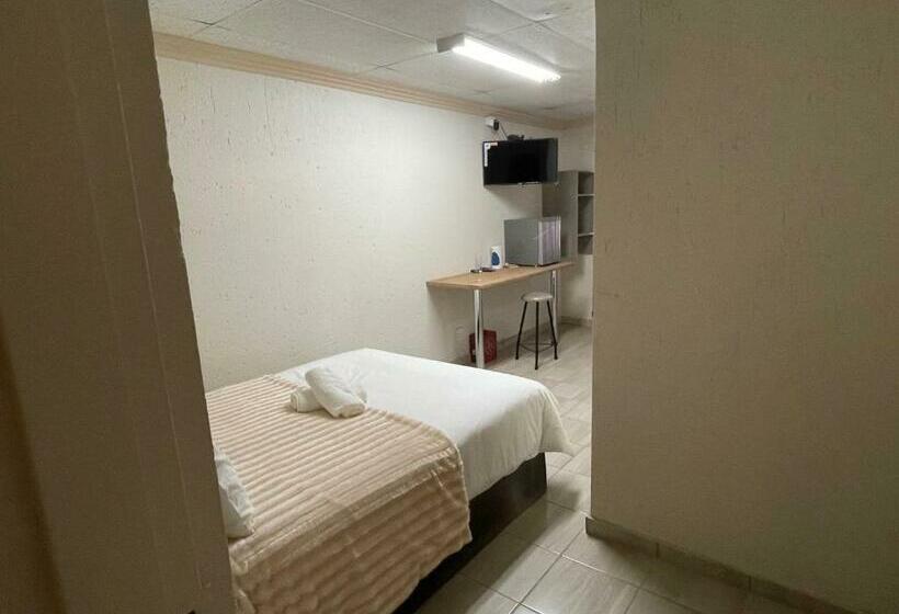 Номер Стандарт, Nite Owl B&b