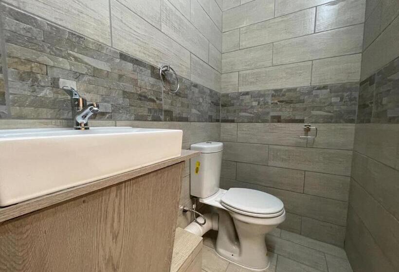 Номер Стандарт, Nite Owl B&b