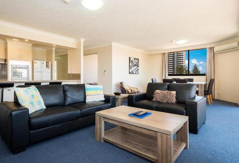 2 Bedrooms Apartment City View, Breakers North Absolute Beachfront Apartments