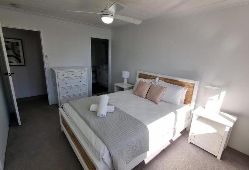 דירת חדר סופריור, Breakers North Absolute Beachfront Apartments