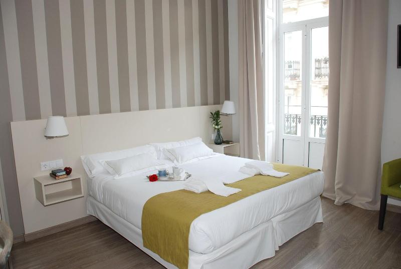 استودیوی لوکس, San Lorenzo Boutique
