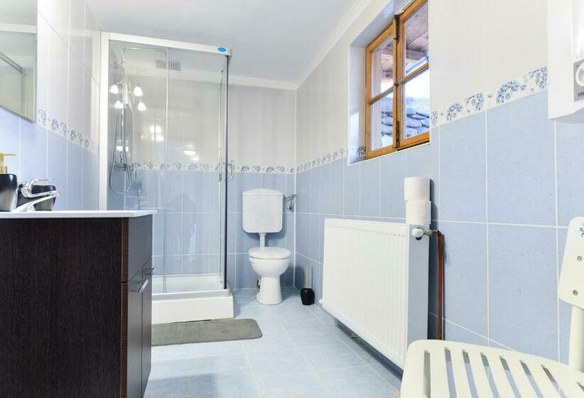 Трехместный Номер Стандарт Совместная Ванная, Casa Trappold