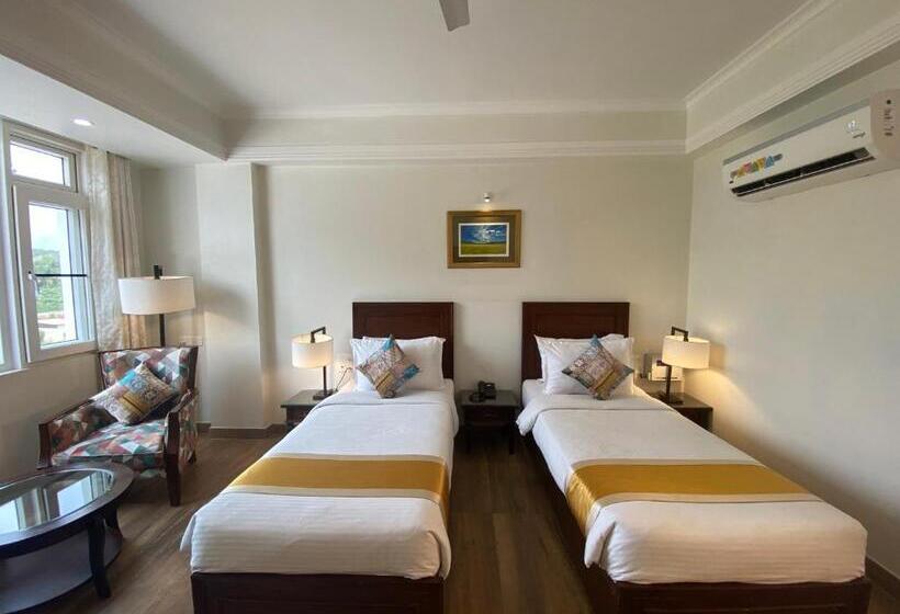 اتاق سوپریور با تخت بزرگ, Green View By Green Tree Hotels