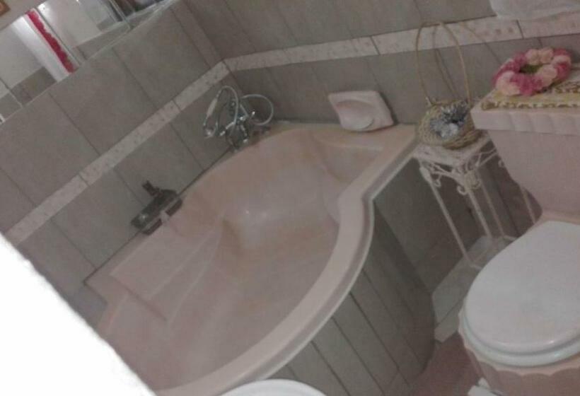اتاق استاندارد, Rocks And Aloes Guest Lodge