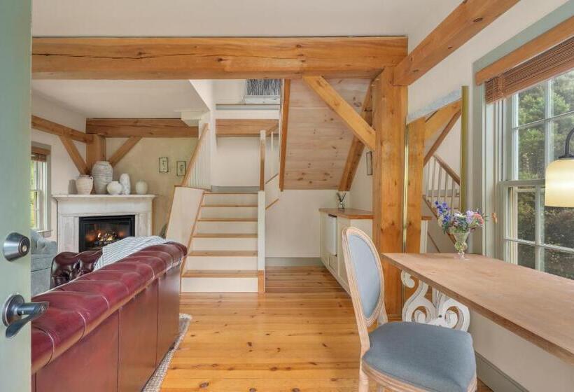 Люкс Дюплекс, Inn At Silver Maple Farm