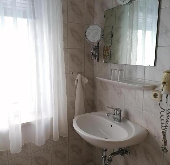 Студия Стандарт, Pension Landidylle