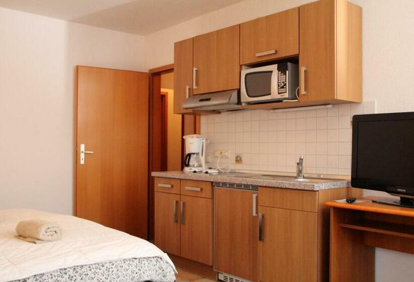 Семейный Номер, Pension Landidylle