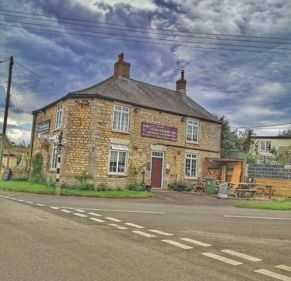 Номер Стандарт, Cross Swords Rooms, Skillington