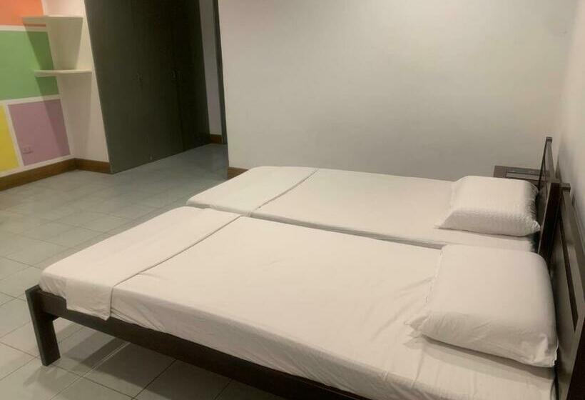 Номер Deluxe, Nacho Hostel Cebu