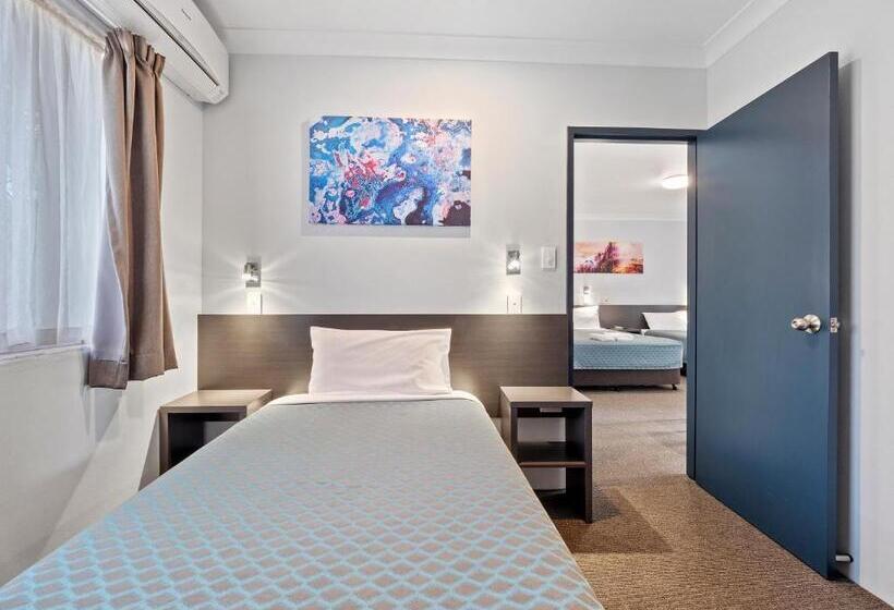 Апартаменты 3 Спальни, Grafton Central Motel