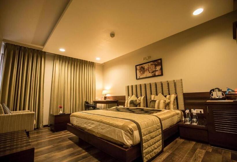 Habitació Premium, Bizz The
