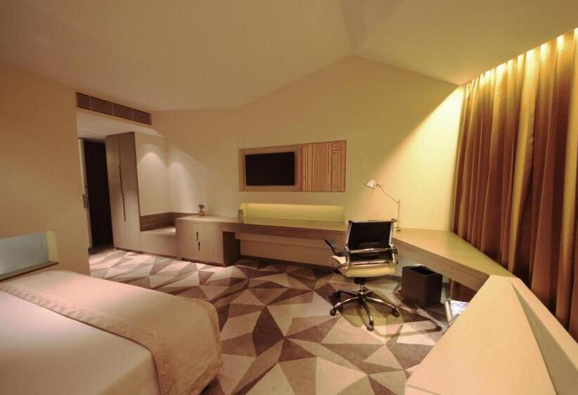 Номер Superior Кровать Кинг, Vivanta New Delhi, Dwarka
