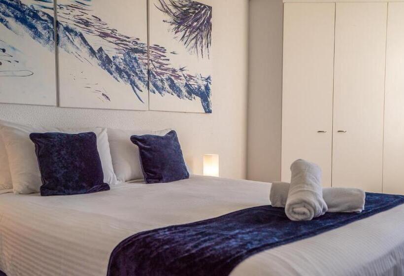 Апартаменты премиум класса с 1 спальней и видом на море, Mandolin Beachfront Resort