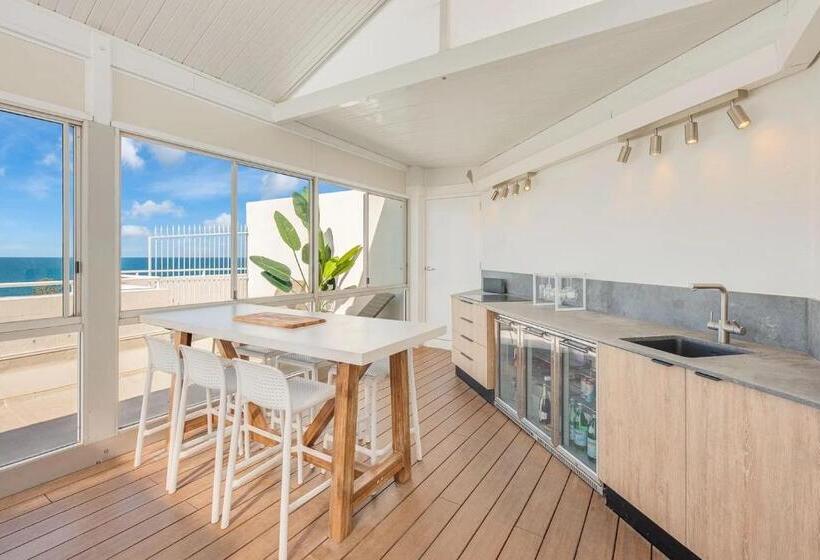 Апартаменты 3 Спальни, Mandolin Beachfront Resort
