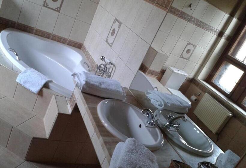 Номер Стандарт, Rezydencja Janków