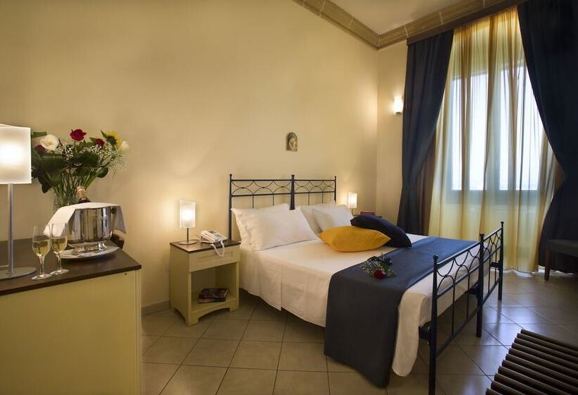 Номер Стандарт Вид на Море, Al Pescatore Hotel & Restaurant