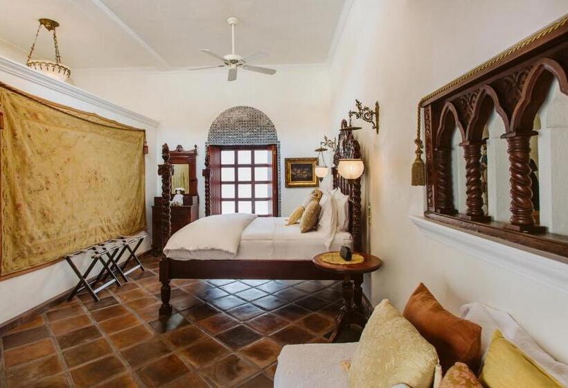 سوییت جونیور, Hacienda San Angel