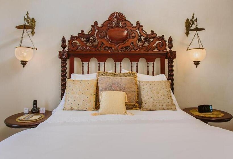 سوییت جونیور, Hacienda San Angel