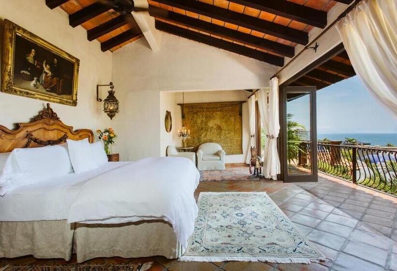 سوئیت مستر با چشم‌انداز, Hacienda San Angel